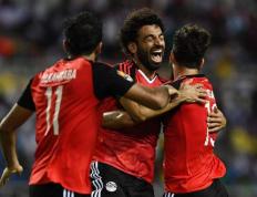 PG模拟器-萨拉赫迎来十赛季高光表现，C9球迷沸腾！的简单介绍