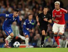 PG模拟器-凯恩在皇家马德里比赛中挺进下一轮，关键助攻引发热议！的简单介绍